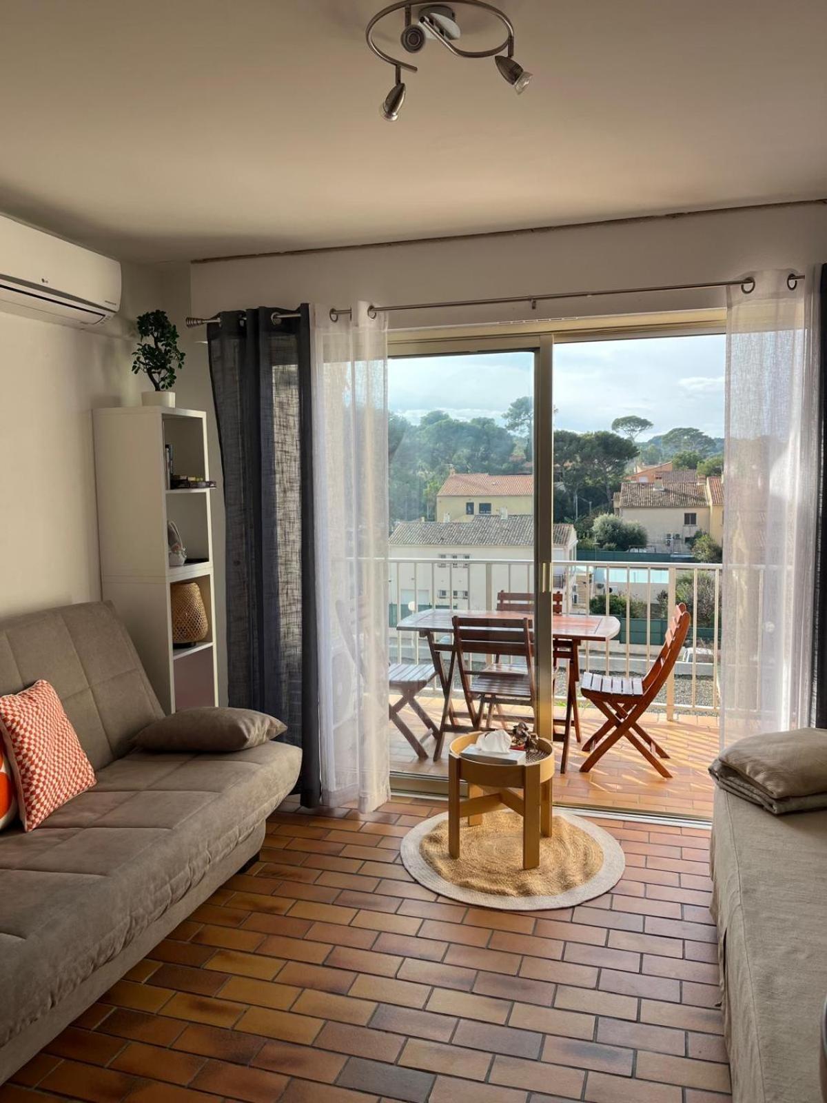Le Brusc Au Calme Wifi Clim Terrasse Parking Apartment Six-Fours-les-Plages