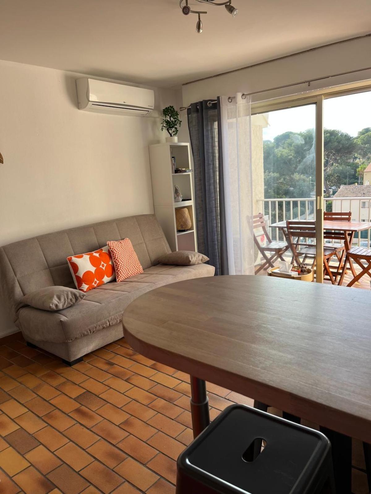 Apartment Le Brusc Au Calme Wifi Clim Terrasse Parking